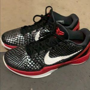 Kobe 6 “bred”